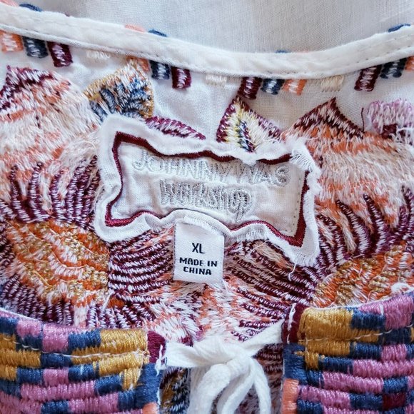 Johnny Was Workshop White Top Tunic Floral Embroidered Blouse 100% Ramie Size XL - Picture 6 of 8